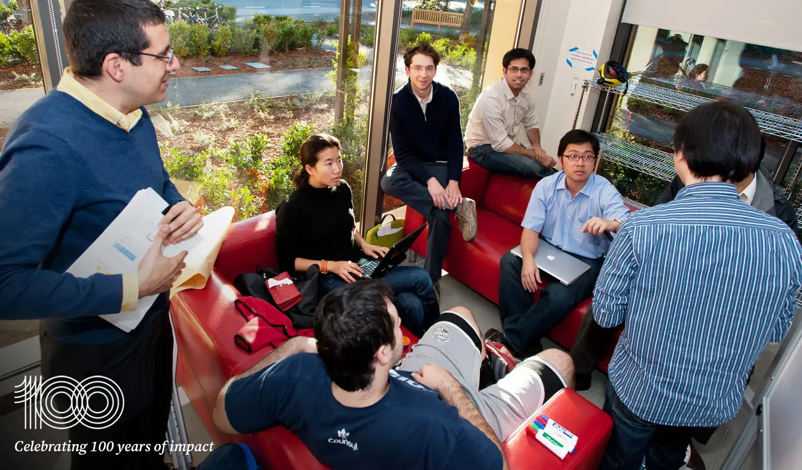Stefanos Zenios working with students in the Co-Lab | Steve Castillo
