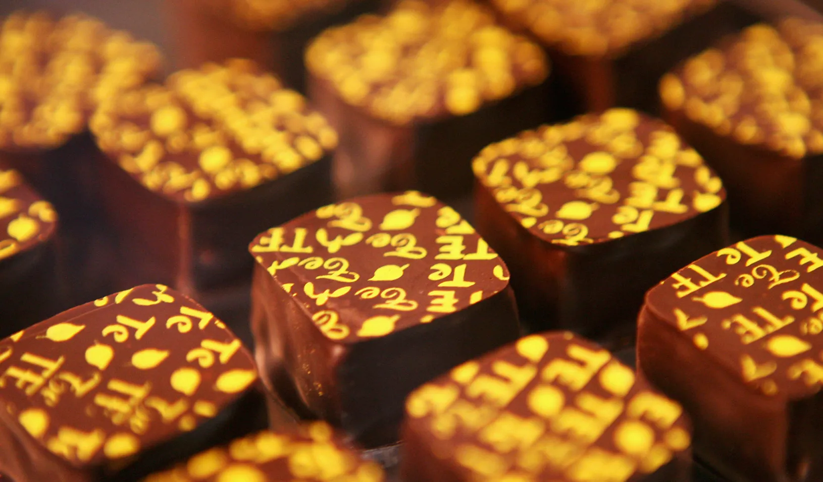 Tea-flavored chocolates at the Chocolate Fair in Barcelona, 2006 (Reuters photo by Albert Gea)