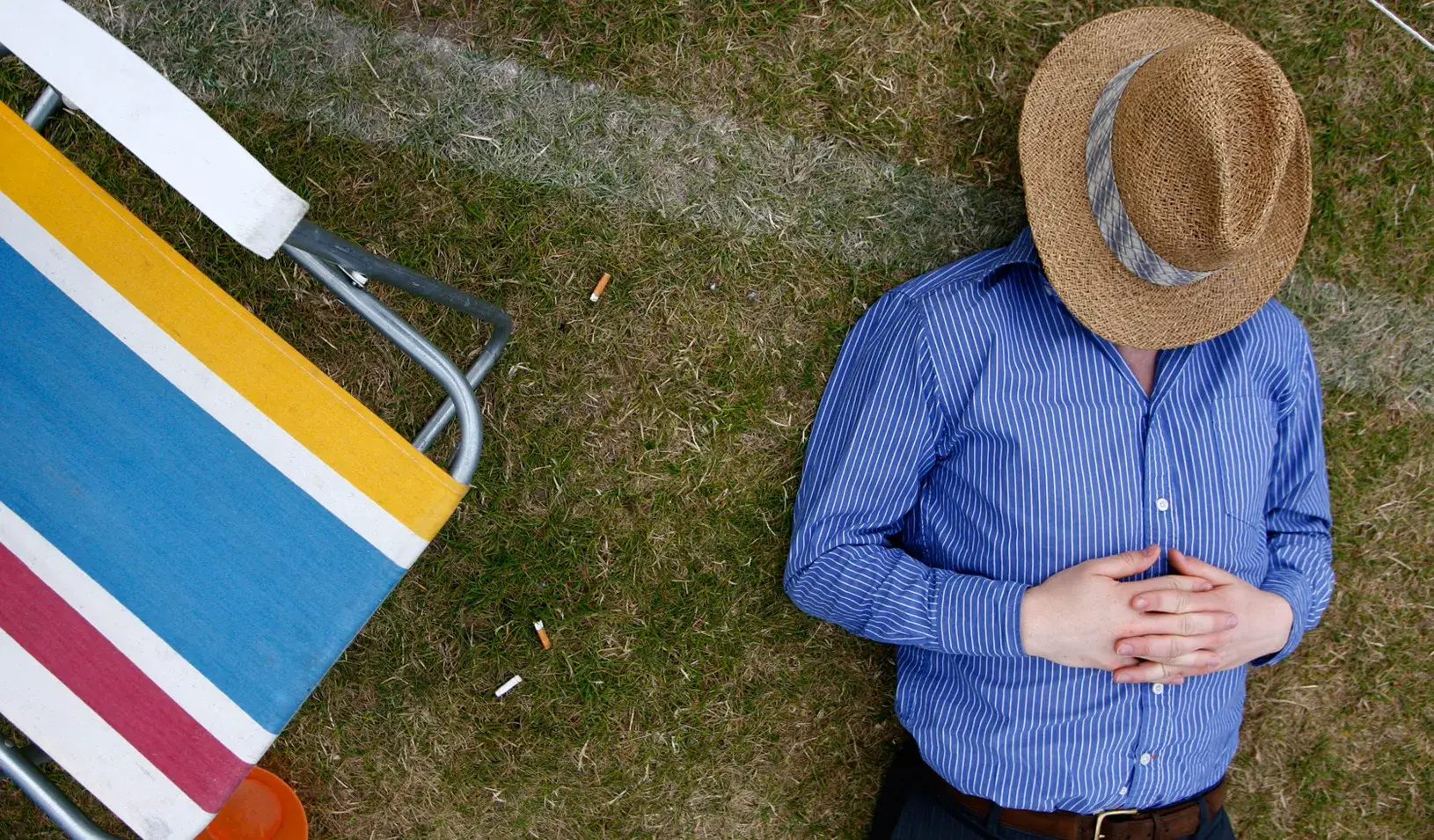 Resting, in southern England (Reuters photo by Luke MacGregor)