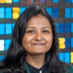 Alin Mary Raju headshot
