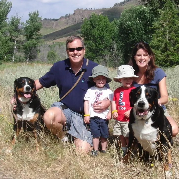 Stacia and Kevin Wells, MBA ’90, with their family.