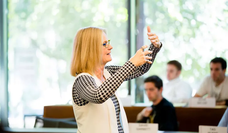 Margaret Neale teaching in a classroom. Credit: Elena Zhukova