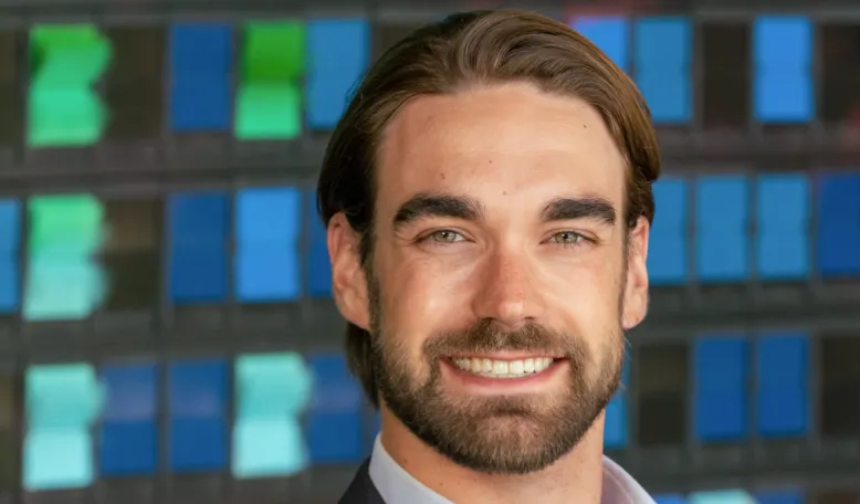 Ted McKlveen, MBA ’21: Cutting Emissions in Heavy-Duty Transport