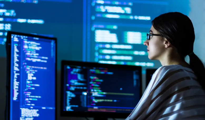 A Low-Cost, Scalable Way to Get More Women Into Tech