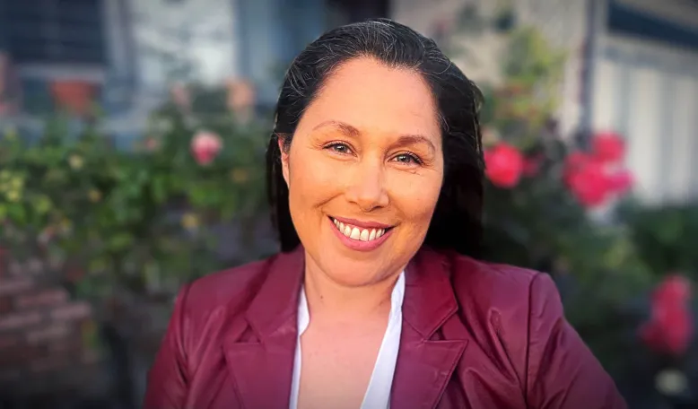 Ready to Move Up: A Director Gains Key Insights into the Dynamics of Power