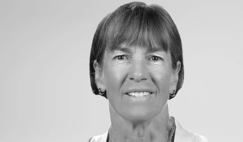 Tara VanDerveer: On Being a Coach, Teammate, and Trailblazer 