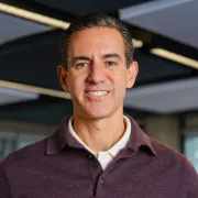 headshot photo of David Velez