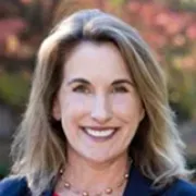 Headshot of Liz Walker