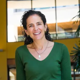 Alicia Seiger MBA ’02