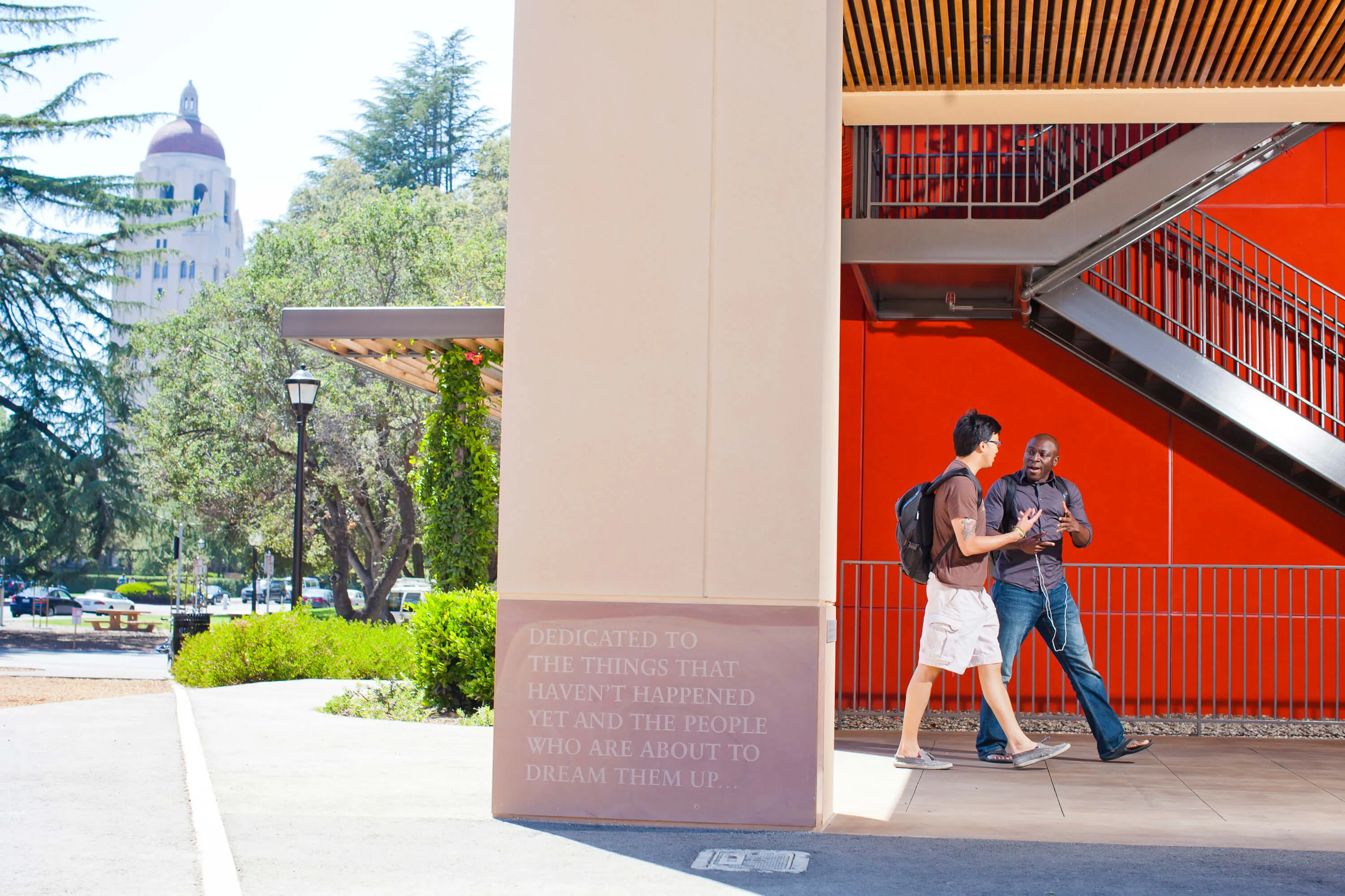 Students walk on campus | Elena Zhukova